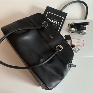 🖤👜 Vegan leather shoulder bag